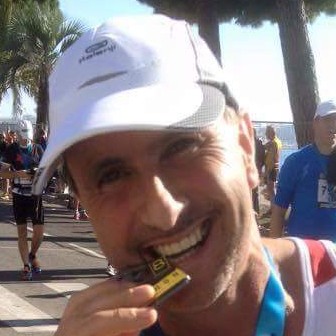 Ilario, i 100 km del consigliere comunale maratoneta che ‘promuove’ Andora