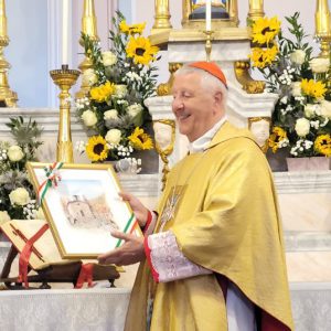 Upega che onore! Un cardinale del Vaticano alla festa del Santo Patrono. 2/Saccarello 2024: ‘Le montagne dividono le acque ma uniscono gli uomini’