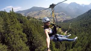 Cosio d’Arroscia-Montegrosso. Il progetto di una ‘zipline’ terza al mondo per lunghezza. 2/ Aquila d’Arroscia verso il rilancio? La Regione finanzia Vasia e Prelà