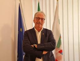 Perché l’Italia è il Paese più bello al mondo: Alpi, Appennini, laghi, pianure, il mare. Lo scontro titanico iniziato 30 milioni di anni fa è ancora in corso