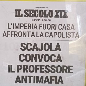 Il docente universitario: “A Imperia ritardo culturale nella lotta alla ‘ndrangheta”. Il sindaco Scajola: “Sono frasi gravissime. Parole diffamatorie e lesive per la nostra comunità”